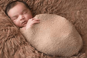 newborn baby photography image